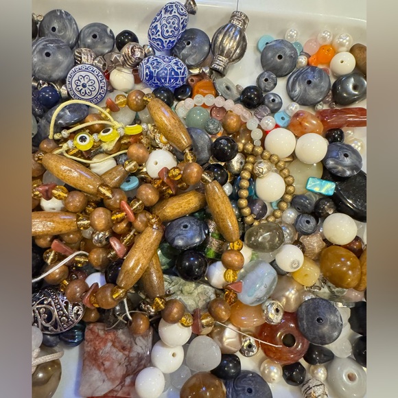 Mixed Bead Soup Craft - Picture 8 of 9